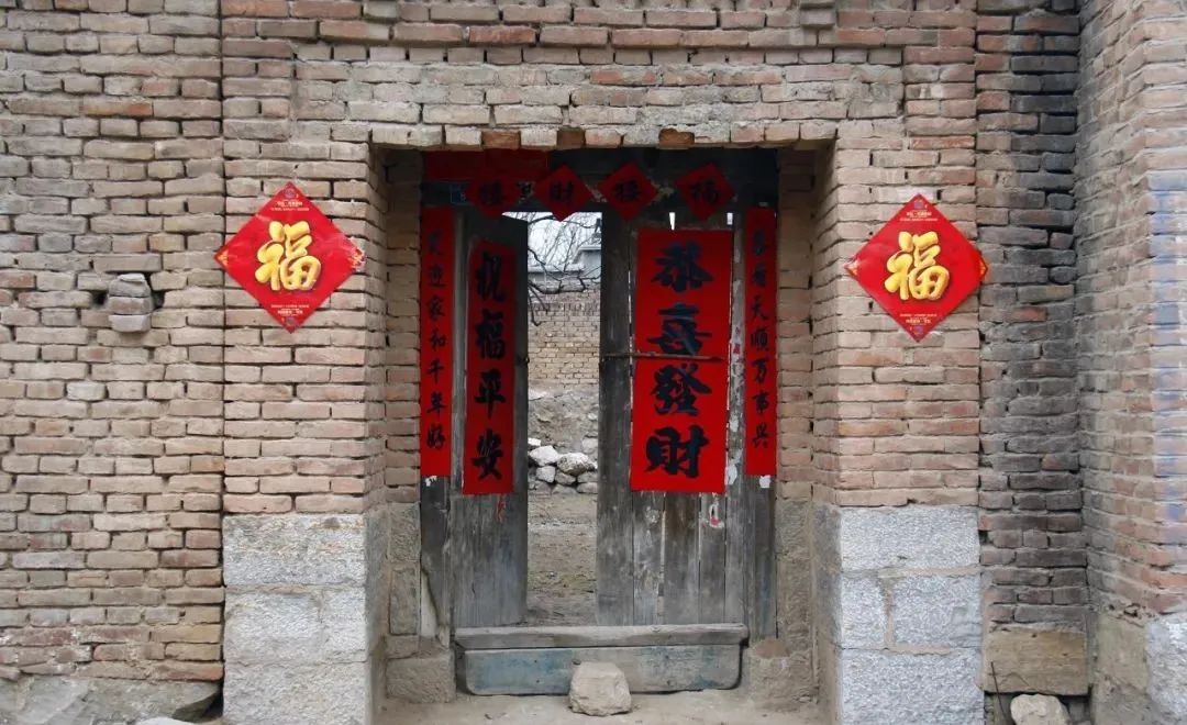 农村大门口风水十大禁忌,农村大门口风水十大禁忌顺口溜