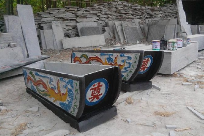 梦见石棺梦见石棺材的寓意和象征